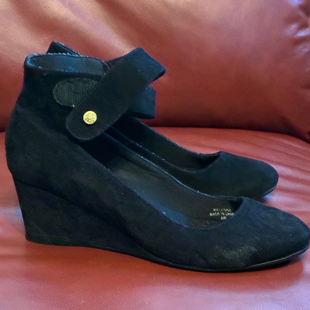 "J.Renee" black, suede, wedge pumps, 8, with ankle strap